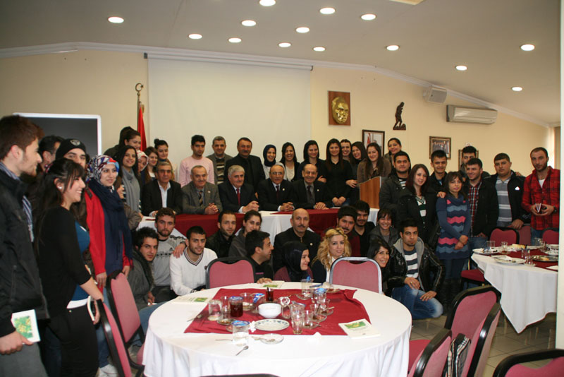 EKEV Erzincan Üniversitesi öğrencilerini misafir etti